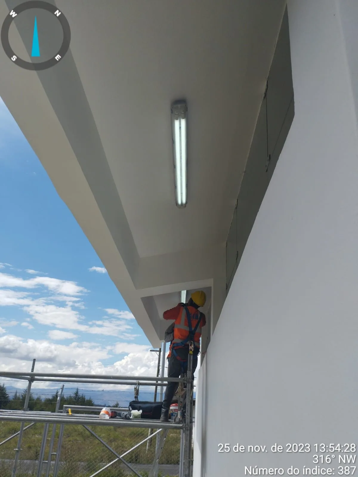 Mantenimiento Sistema de Iluminación — imagen 9