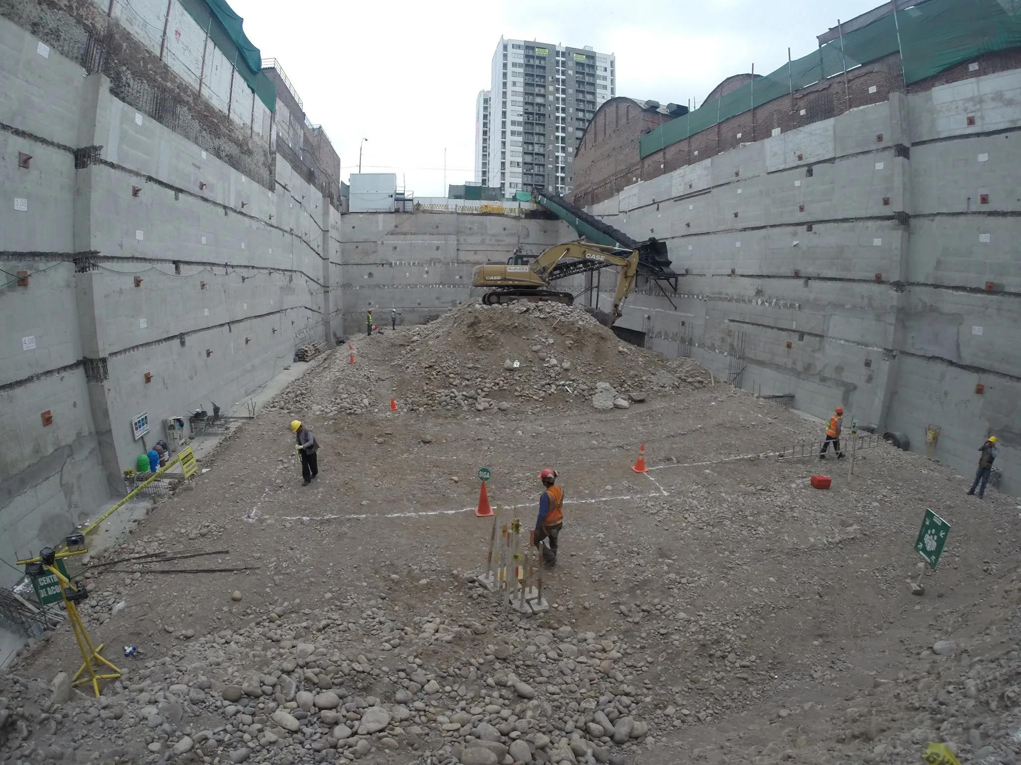 Excavación 5 Sótanos Edificio Duplo — imagen 10