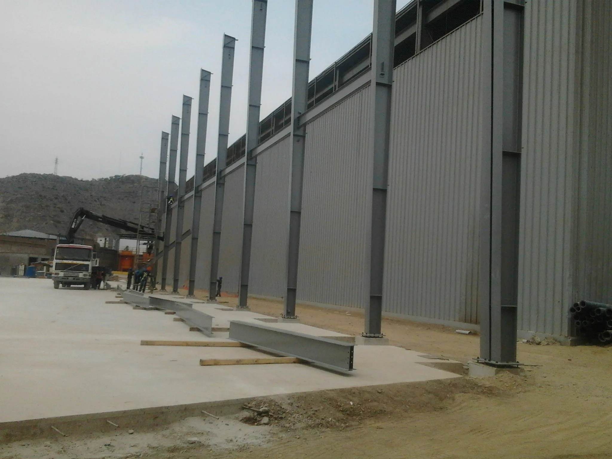 Montaje de Techo y Estructura Metálica — imagen 3